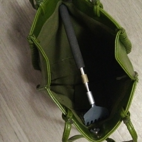 Purse - Picture 2 of 2